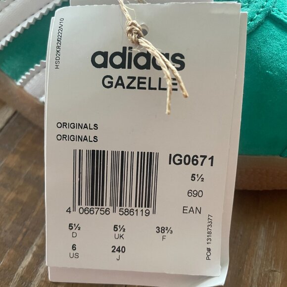 ADIDAS Spezial Gazelle Green Sneakers NWT - Picture 4 of 6